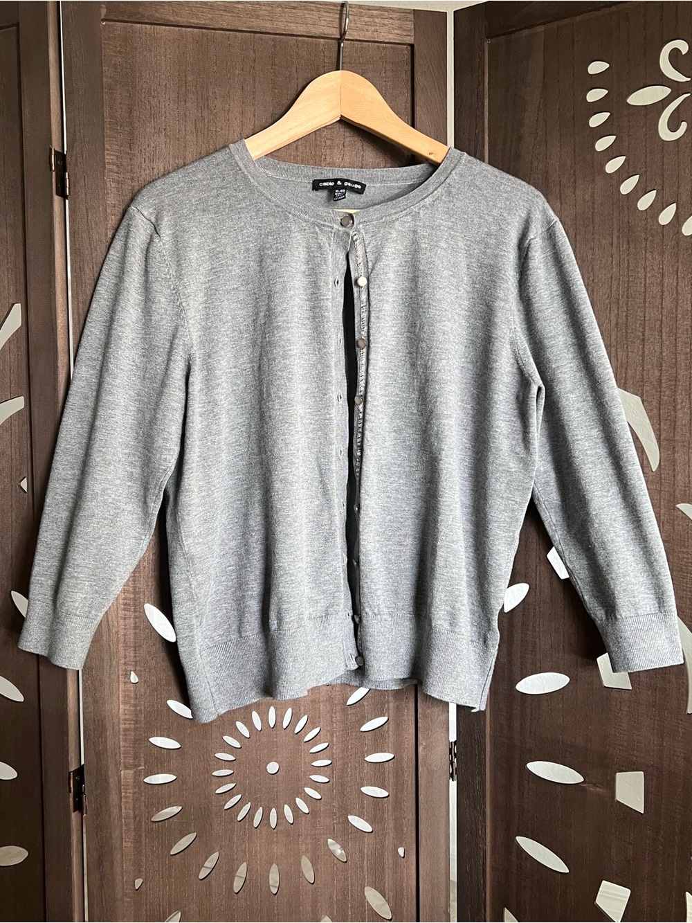 Cable & Gauge Gray Button-Front Cardigan